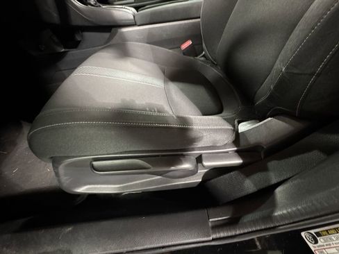Used 2017 Honda Civic EX image 18