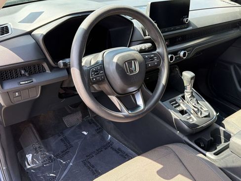 Used 2023 Honda CR-V LX image 4