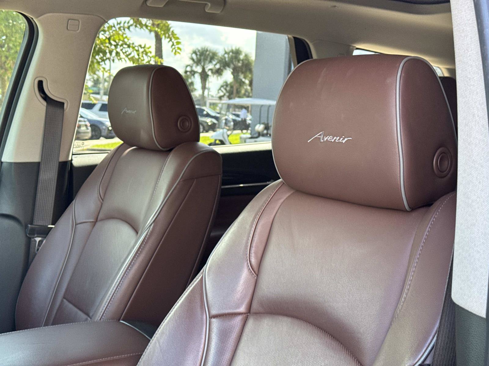 Used 2020 Buick Enclave Avenir w/ Avenir Technology Package FWD image 14