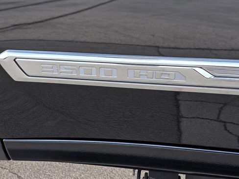 Used 2024 Chevrolet Silverado 3500 High Country w/ High Country Premium Package AWD/4WD image 11