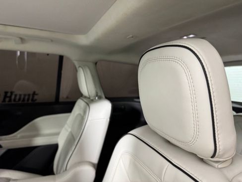 Used 2021 Lincoln Aviator Black Label w/ Dynamic Handling Package AWD/4WD image 23
