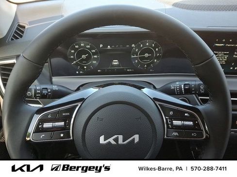 Certified 2026 Kia Seltos EX w/ EX Sunroof Package AWD/4WD image 18