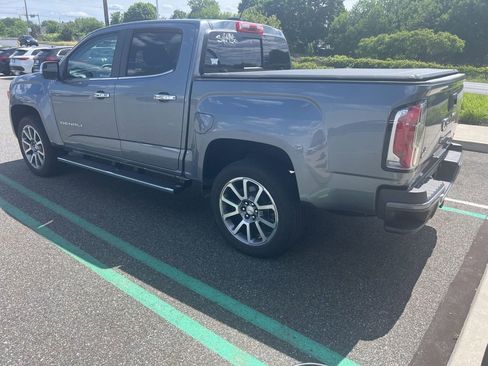 Used 2022 GMC Canyon Denali AWD/4WD image 4