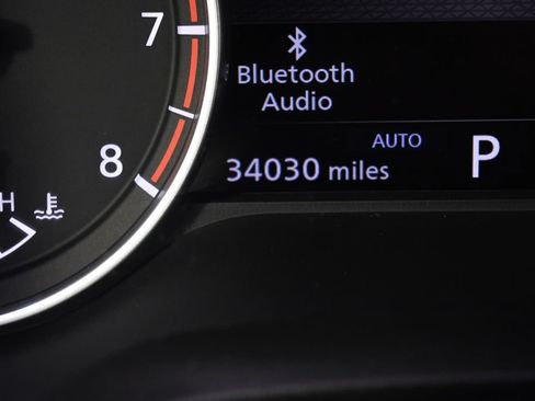 Used 2025 Nissan Rogue SV AWD/4WD image 26