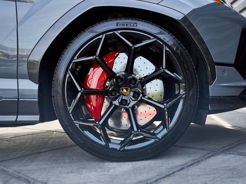 Used 2024 Lamborghini Urus Performante AWD/4WD image 26