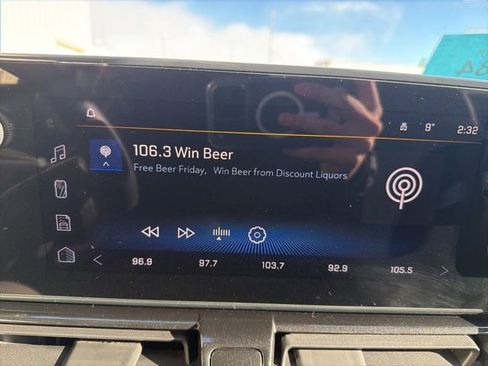 Used 2025 Chevrolet TrailBlazer ACTIV w/ Convenience Package image 16