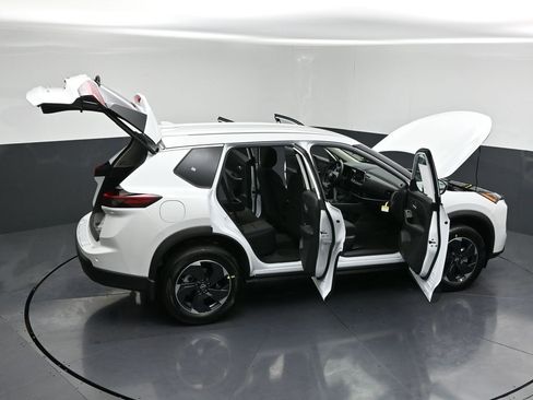 New 2026 Nissan Rogue SV image 33