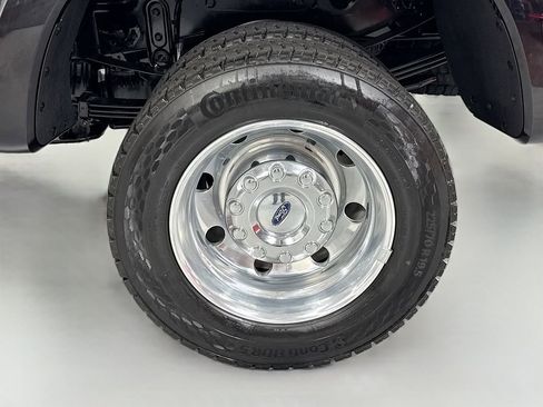 Used 2024 Ford F450 Platinum w/ FX4 Off-Road Package AWD/4WD image 11