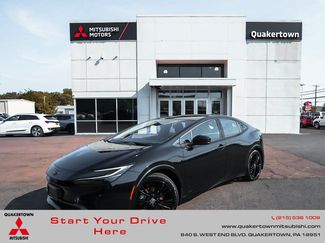 Used 2025 Toyota Prius AWD video 1