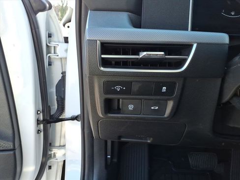 Used 2024 Hyundai Sonata SEL image 17