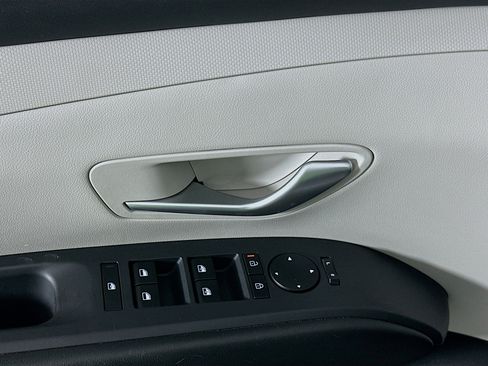 Used 2025 Hyundai Tucson SEL FWD image 15