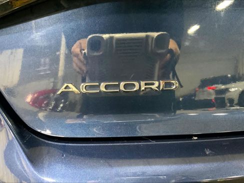 Used 2024 Honda Accord EX-L image 10