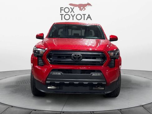 Used 2025 Toyota Tacoma SR5 w/ SR5 Upgrade Package image 8