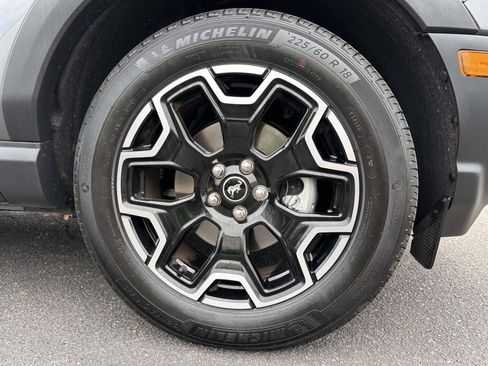 Used 2025 Ford Bronco Sport Outer Banks AWD/4WD image 7