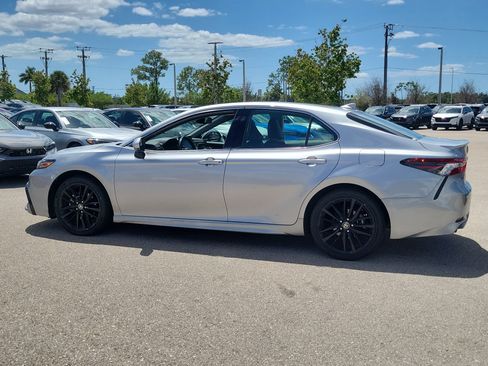 Used 2024 Toyota Camry XSE image 5