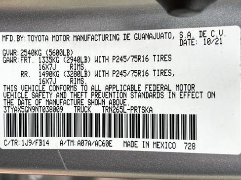 Used 2022 Toyota Tacoma SR w/ SR Convenience Package image 32