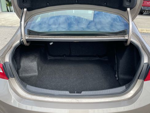 Used 2022 Chevrolet Malibu LS image 20