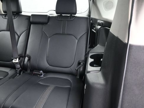 Used 2023 Honda Pilot Touring image 22