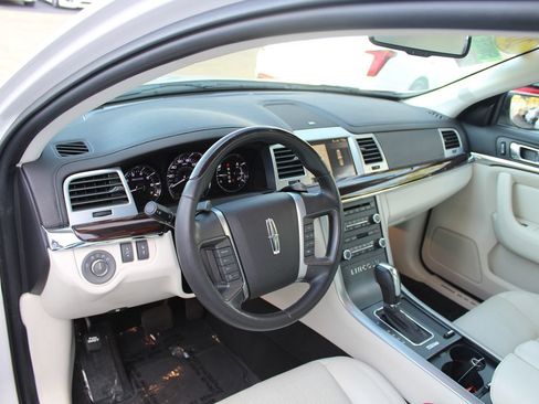 Used 2011 Lincoln MKS w/ 101A Rapid Spec Order Code FWD image 16