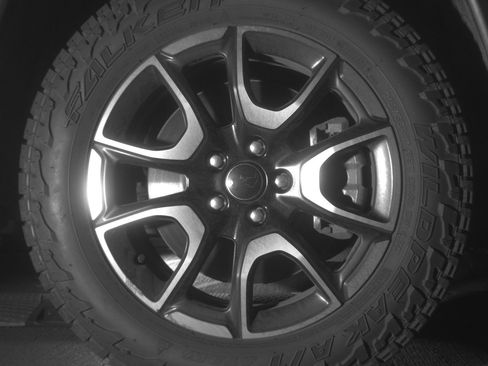 Used 2025 Jeep Compass Trailhawk AWD/4WD image 13