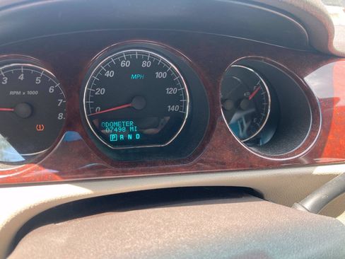 Used 2008 Buick Lucerne CXL w/ Driver Confidence Package FWD image 14