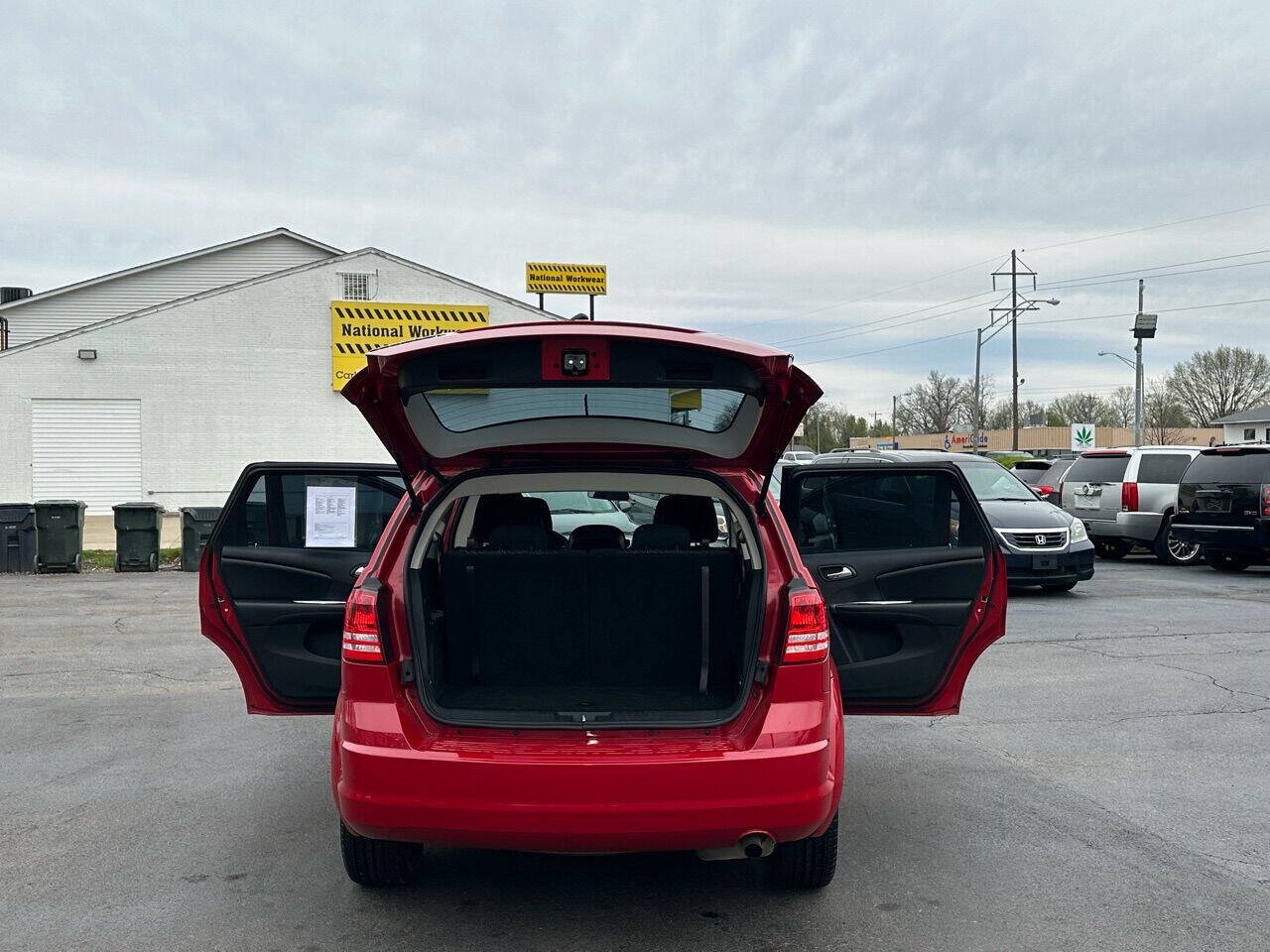 Used 2014 Dodge Journey American Value Package w/ Flexible Seating Group FWD image 23