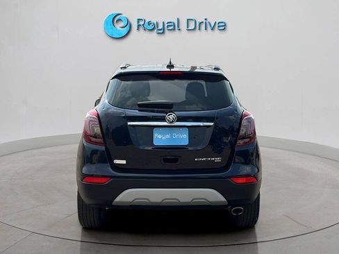 Used 2022 Buick Encore Preferred w/ Safety Package AWD/4WD image 5