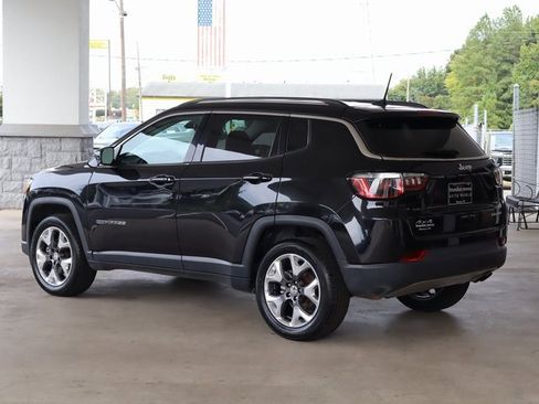 Used 2019 Jeep Compass Limited image 3