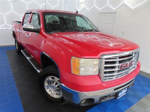 Used 2010 GMC Sierra 2500 SLE w/ SLE Preferred Package RWD image 5