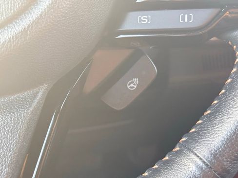 Used 2025 Subaru Forester Touring w/ Popular Package - Touring image 21