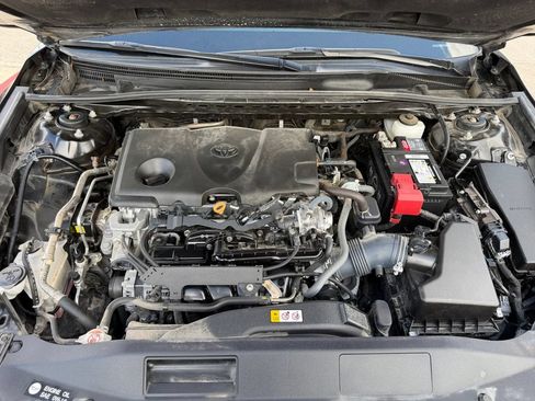 Used 2024 Toyota Camry SE FWD image 19