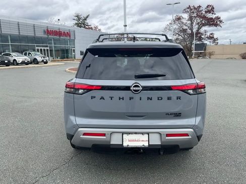 New 2025 Nissan Pathfinder Platinum w/ Black Appearance Package image 5