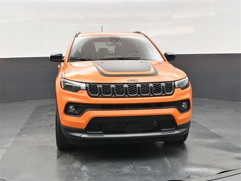 New 2026 Jeep Compass Latitude image 9