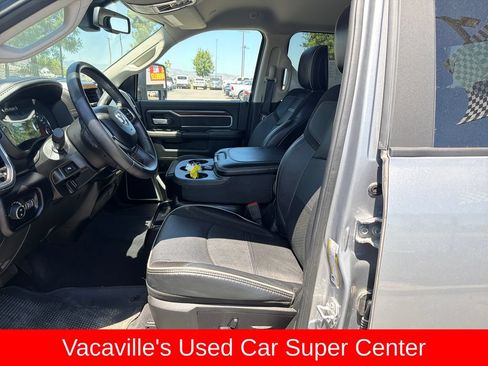 Used 2024 RAM 2500 Laramie AWD/4WD image 9