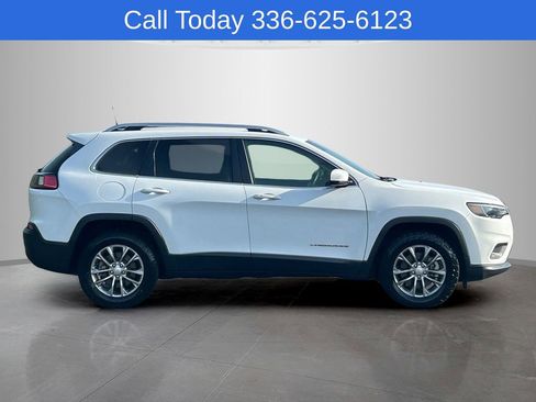 Used 2021 Jeep Cherokee Latitude Lux w/ Comfort/Convenience Group AWD/4WD image 6
