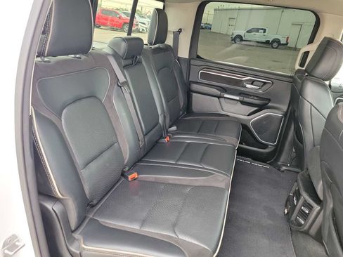 Used 2022 RAM 1500 Laramie AWD/4WD image 17