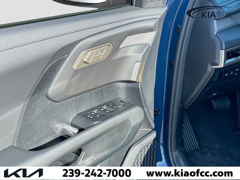 New 2027 Kia Telluride S image 24