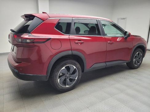 Used 2025 Nissan Rogue SV AWD/4WD image 10