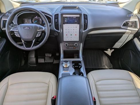 Certified 2022 Ford Edge SEL w/ Convenience Package image 12