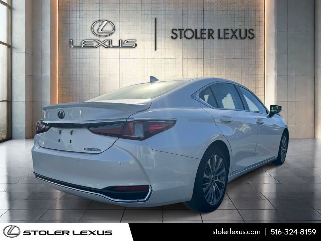 Used 2020 Lexus ES 300h w/ Premium Package FWD image 4