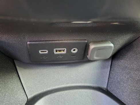 Used 2023 Chevrolet Malibu LS FWD image 14