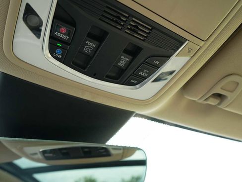 Certified 2024 Acura MDX SH-AWD w/ Technology Package image 27