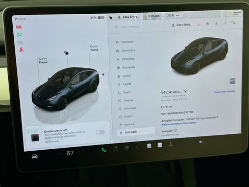 Used 2024 Tesla Model Y Long Range image 17