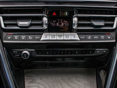 Used 2022 BMW 840i xDrive Convertible w/ Driving Assistance Package image 21