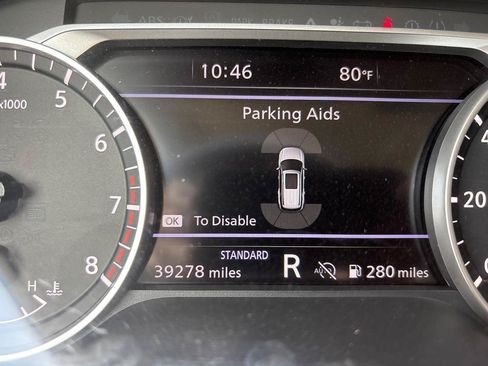Used 2022 Nissan Pathfinder SL FWD image 34