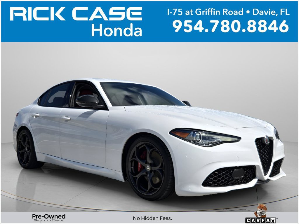 Used 2019 Alfa Romeo Giulia w/ Quick Order Package 22K Sport RWD image 1