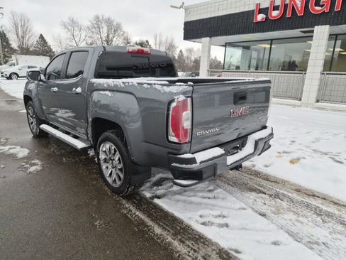 Used 2019 GMC Canyon Denali image 9