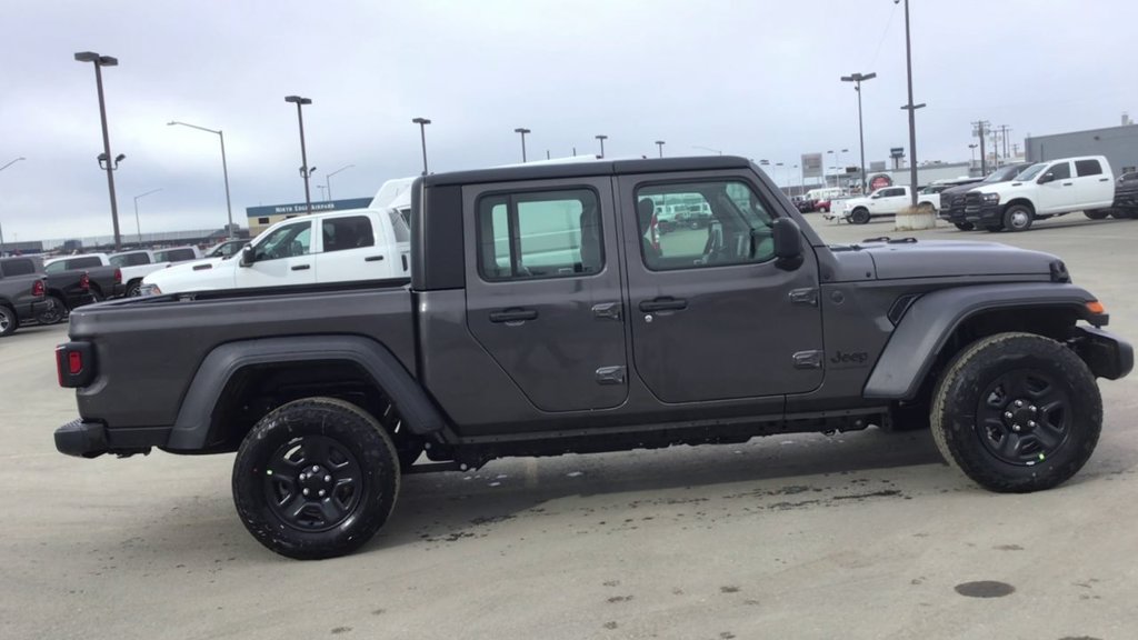 New 2025 Jeep Gladiator Sport AWD/4WD image 9