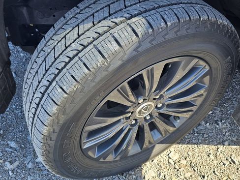 Used 2023 Lexus GX 460 Luxury image 17