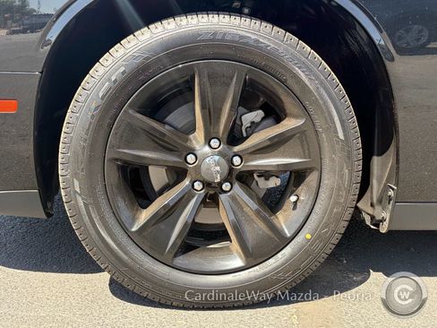 Used 2020 Dodge Challenger SXT RWD image 12